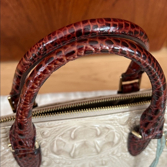 Brahmin Anywhere Convertible Melbourne Satchel - Picture 12 of 13